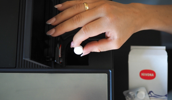 Jak czyścić ekspres do kawy Nivona?