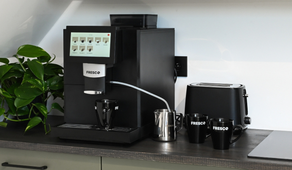 Odkamienianie ekspresu do kawy Fresco